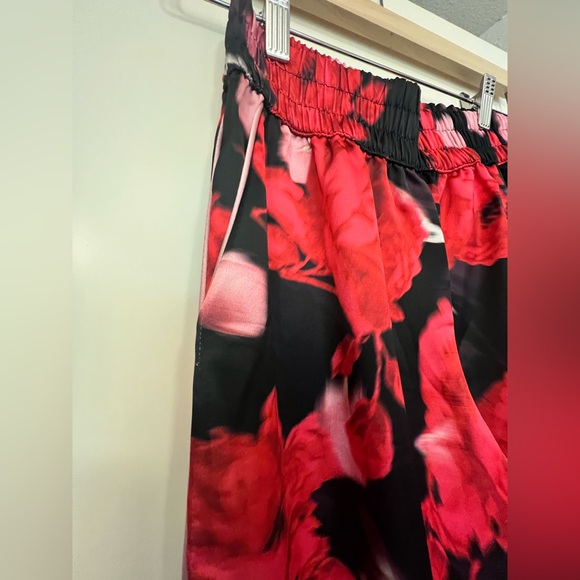 Victoria’s Secret Wide Leg Pajamas - Picture 2 of 4